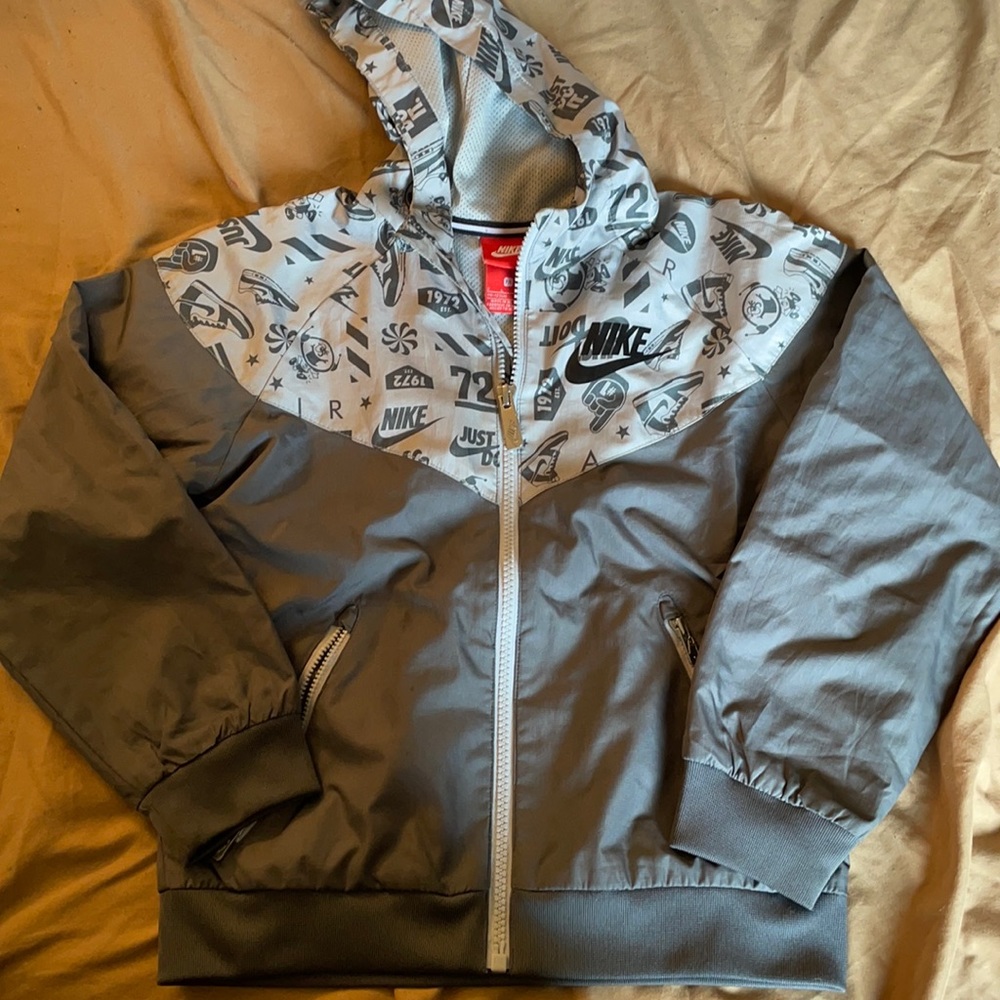 Boys Nike jacket.